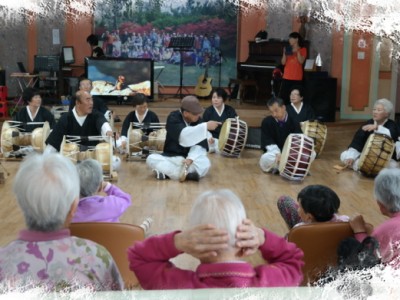 사물놀이위문공연 이미지